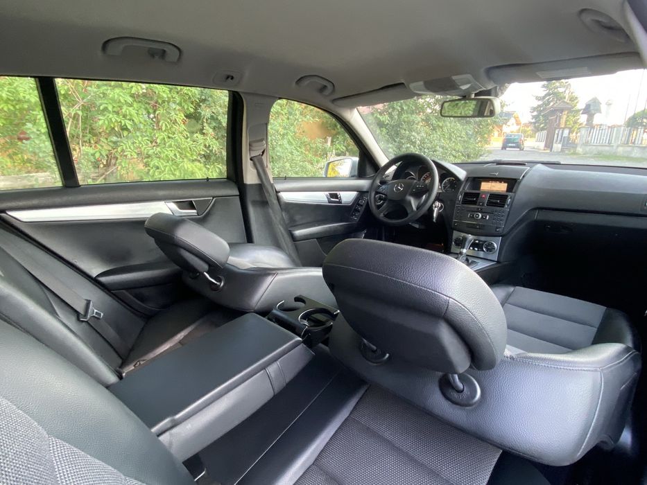 Mercedes C-Class Blue Effiency 2.2 Diesel