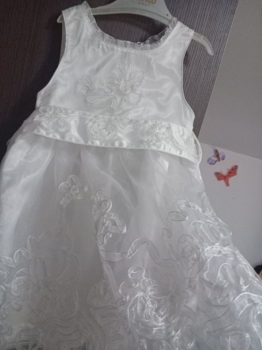 Rochita pt serbarea plus un lot foarte mare de haine