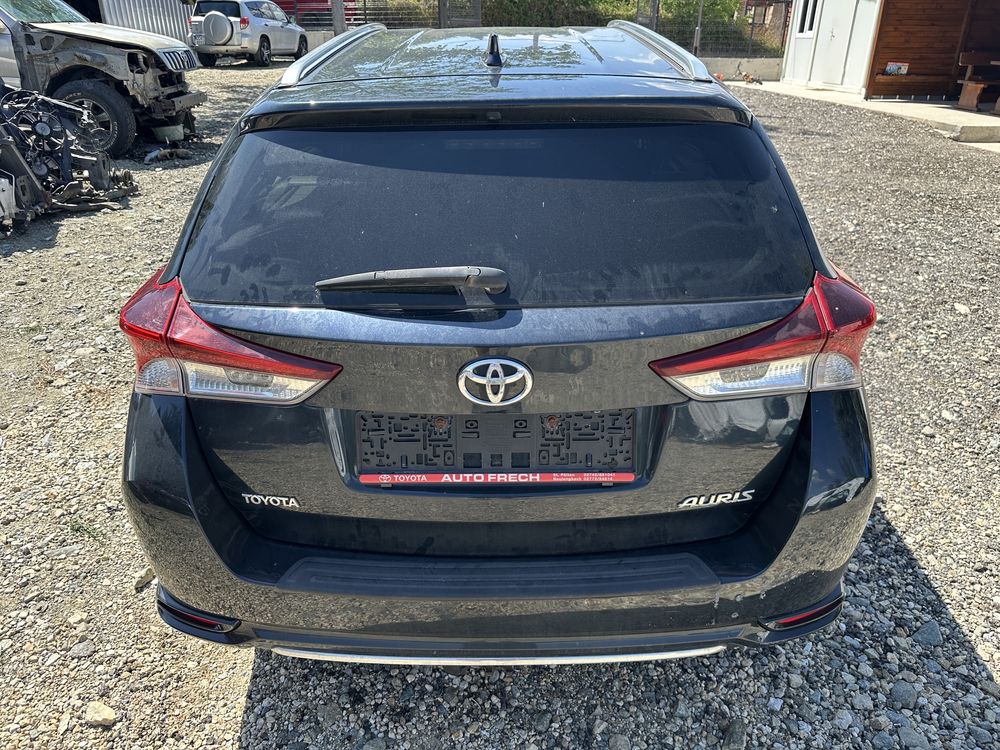 Toyota Auris 1.2 turbo 116кс 2017г На части!