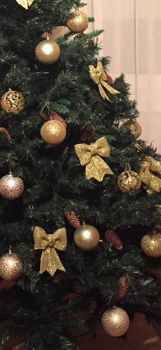 Brad artificial 210 cm