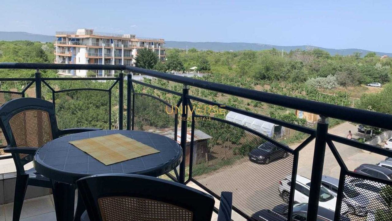 Продава се Едностаен апартамент в Несебър - 41 кв.м за 1000 €/кв.м - Снимка #8