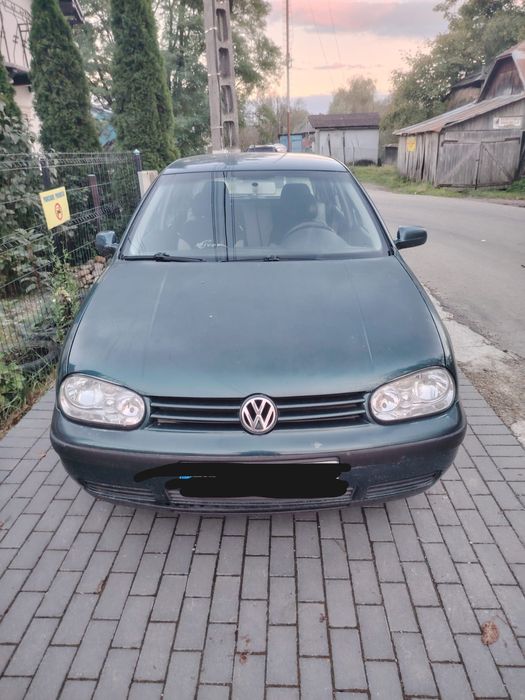 Vând Golf IV 2002