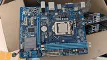Kit placa de bază și procesor cu cooler