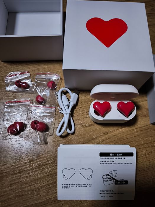Yurakcha shaklidagi airbuds