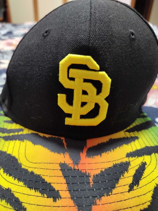 Шапки NIKE ,почти нови