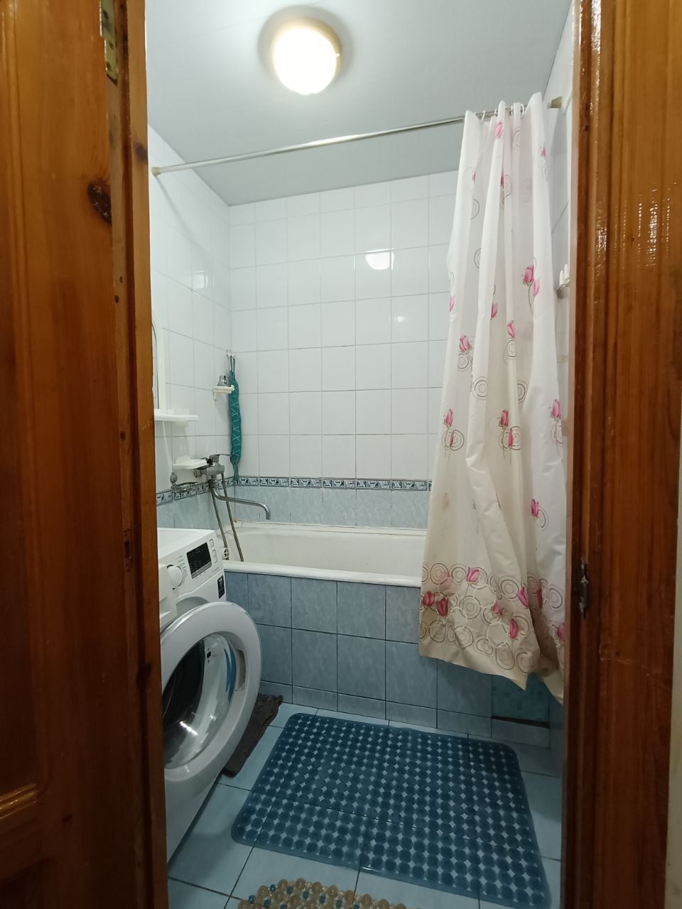 Kvartira qizlarga