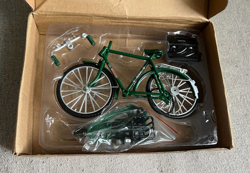Model mini bicicletă decorativă Classic Bike metalică 1:10 piese inclu