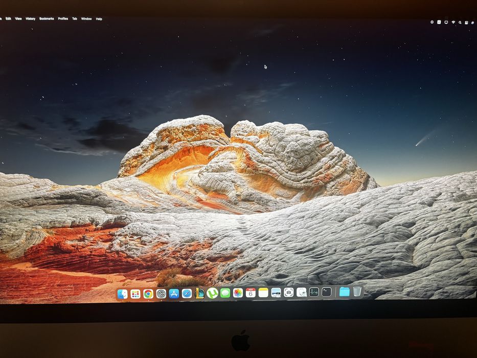 iMac 27” Retina 5K (2014) – Core i5, 16GB RAM, Radeon R9 2GB