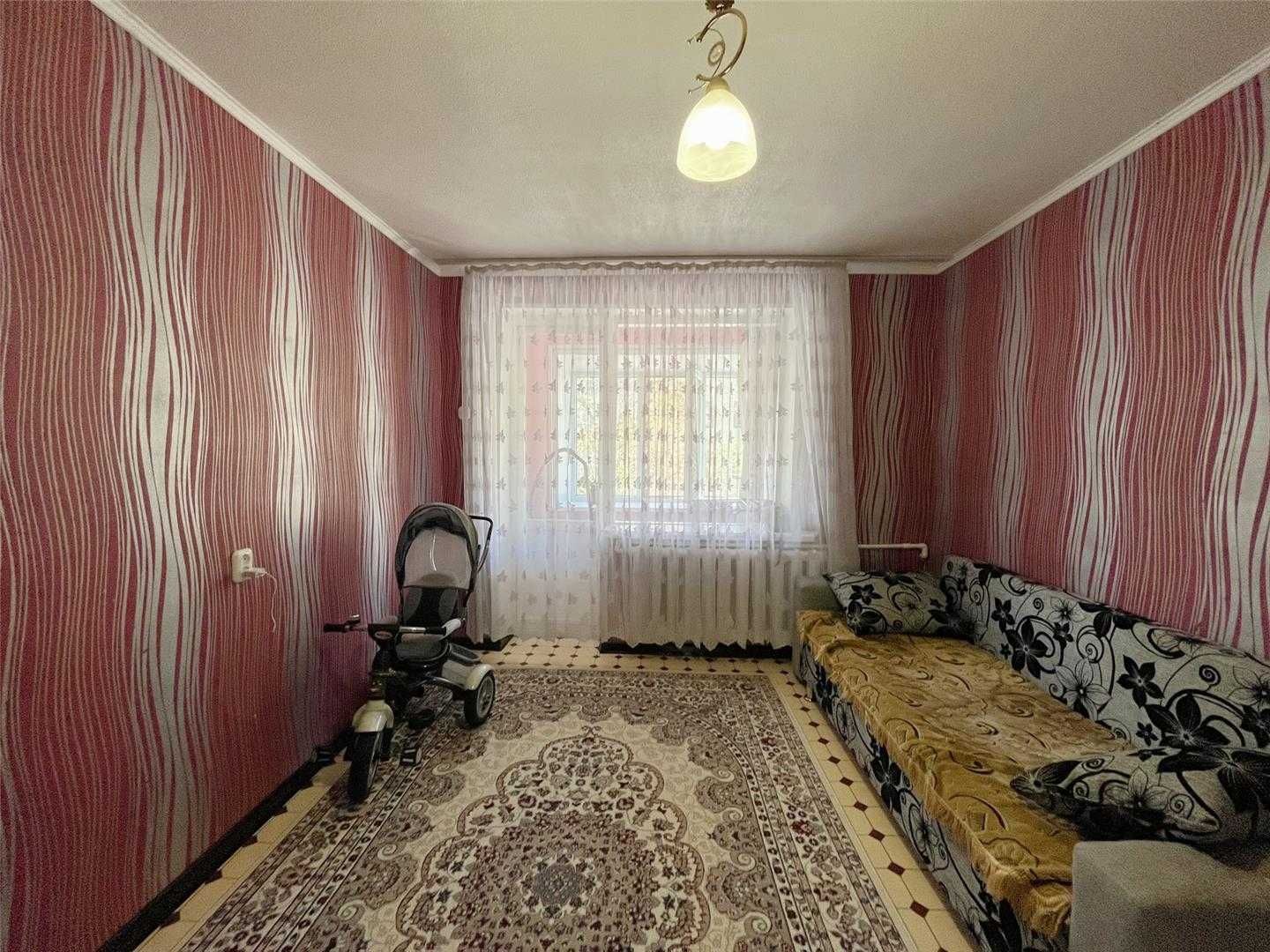 Продам 5 ти комн квартиру на 4 мкр