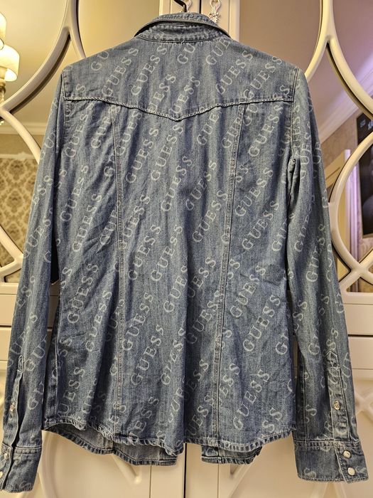 Camasa Guess noua