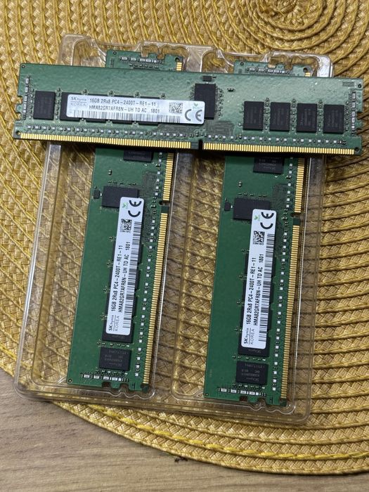 Memorie RAM DDR4 48gb (3 x 16gb ddr4 2400t) ECC