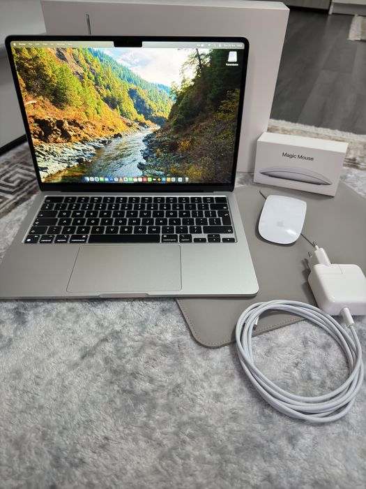 Macbook Air 13,6 inch, M2, 2022, garantie 2026, 100% baterie, 8GB RAM