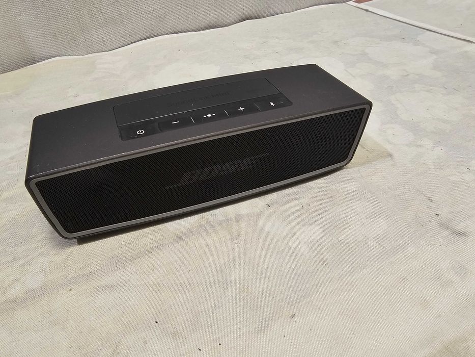 Defect Bose Soundlink nu porbeste muzica