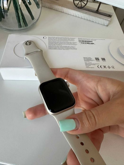 Apple Watch SE Gen 2