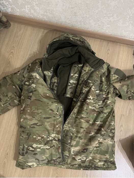 Продам зимний бушлат с ватником мультикам