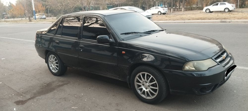 Nexia 2 dons 1.5 srochni sotiladi