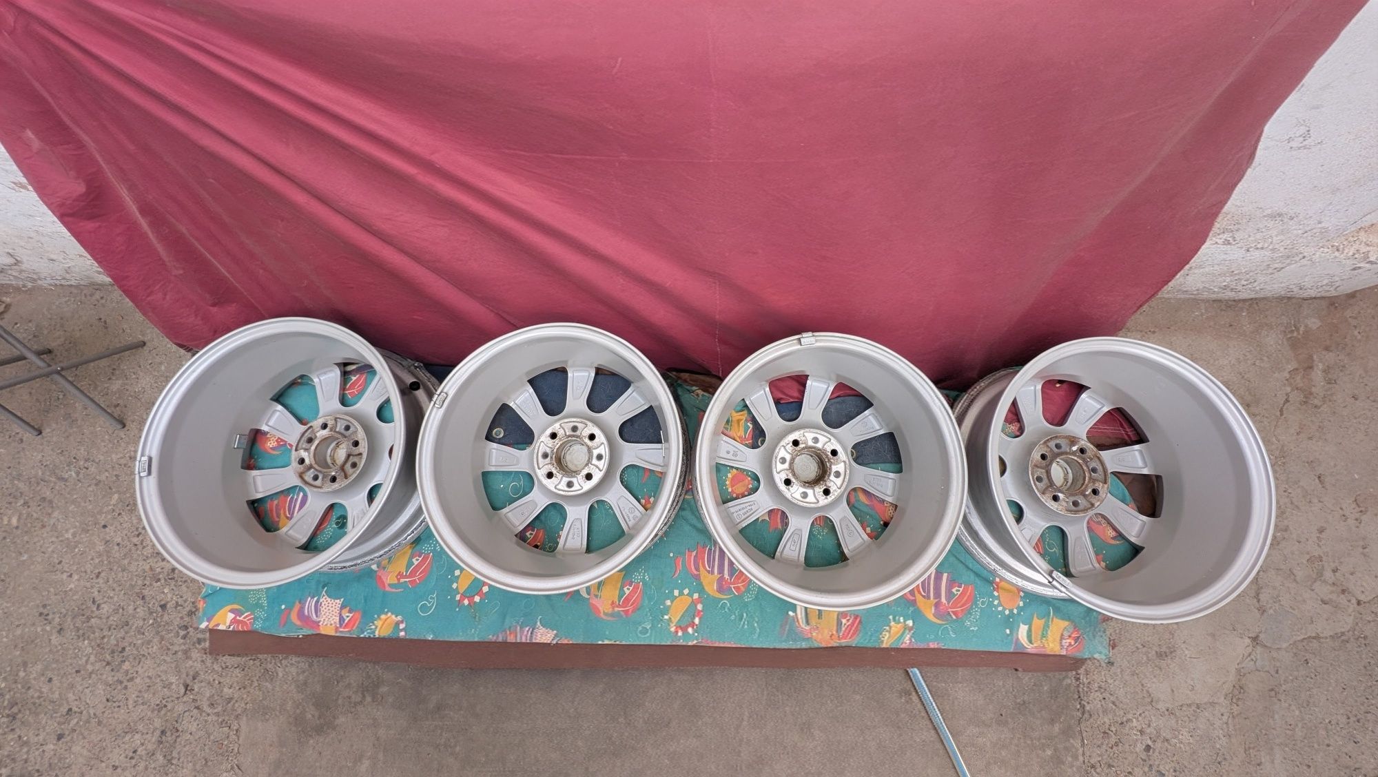 Продаю диски K&K КС695 4x98 ET33 D58.5 R15