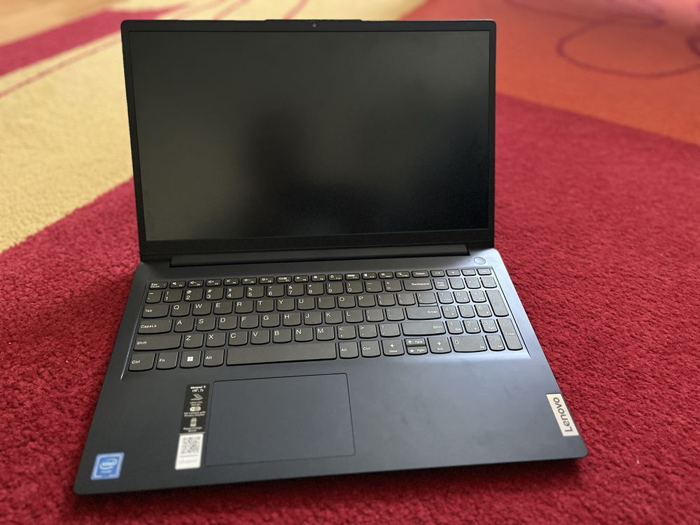 Vand laptop Lenovo