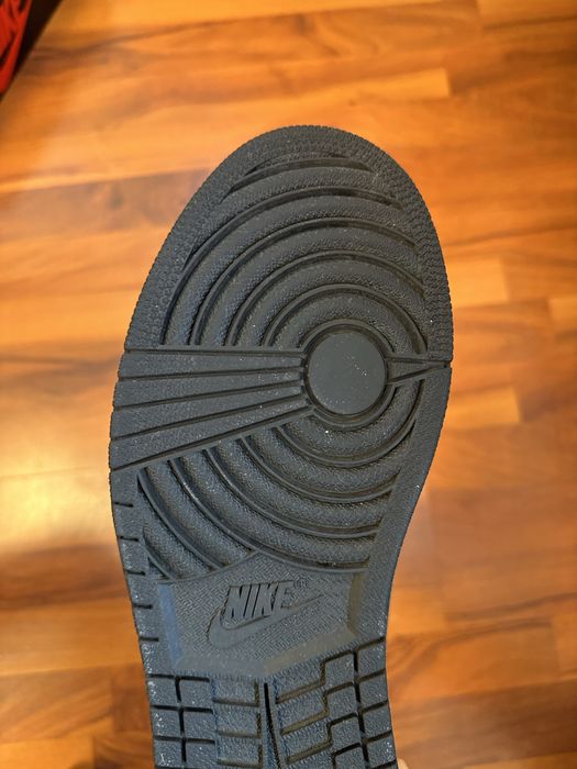 Jordan 1 Metalic Gold