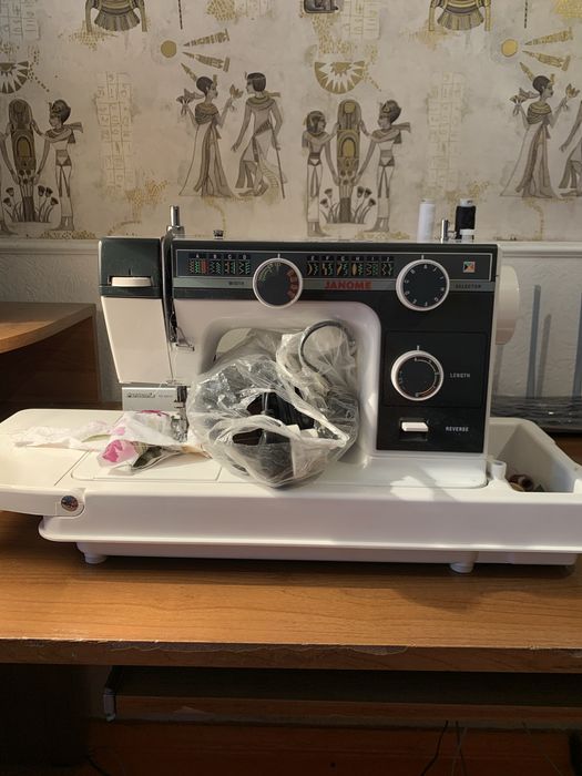 Швейная машинка JANOME 393