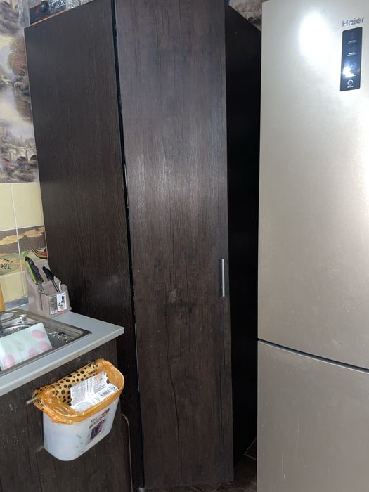 Продам шкаф угловой