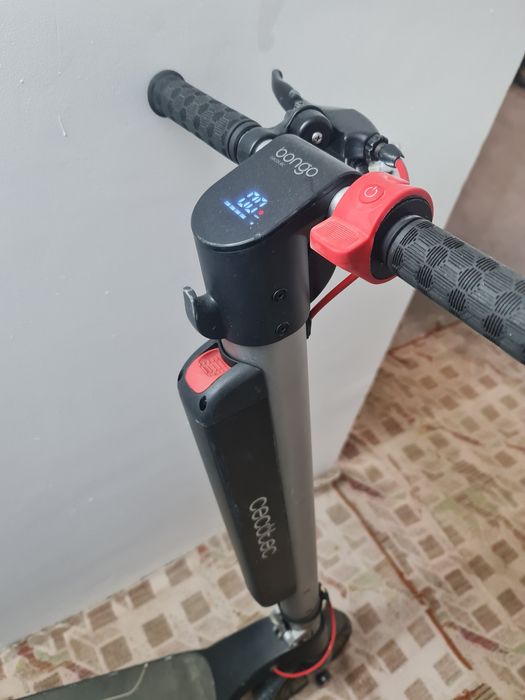 Vând trotinete xiaomi m 365 esențial și bongo cecotec