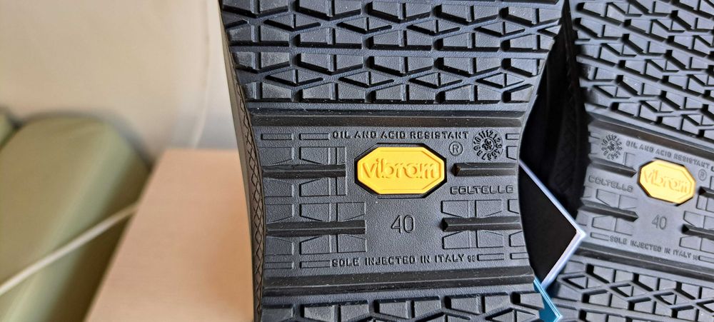 Нови защитни обувки Sixton Randa Low, 40 номер, оригинални, Италия