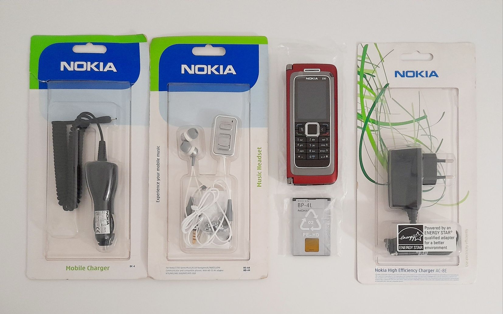 Nokia E90. Nou. 0 minute. Folie ecran. Made in Finland. Poze reale.