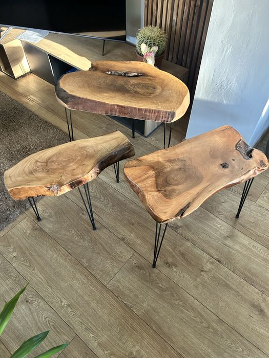 Уникална холна маса от орех, смола и метал