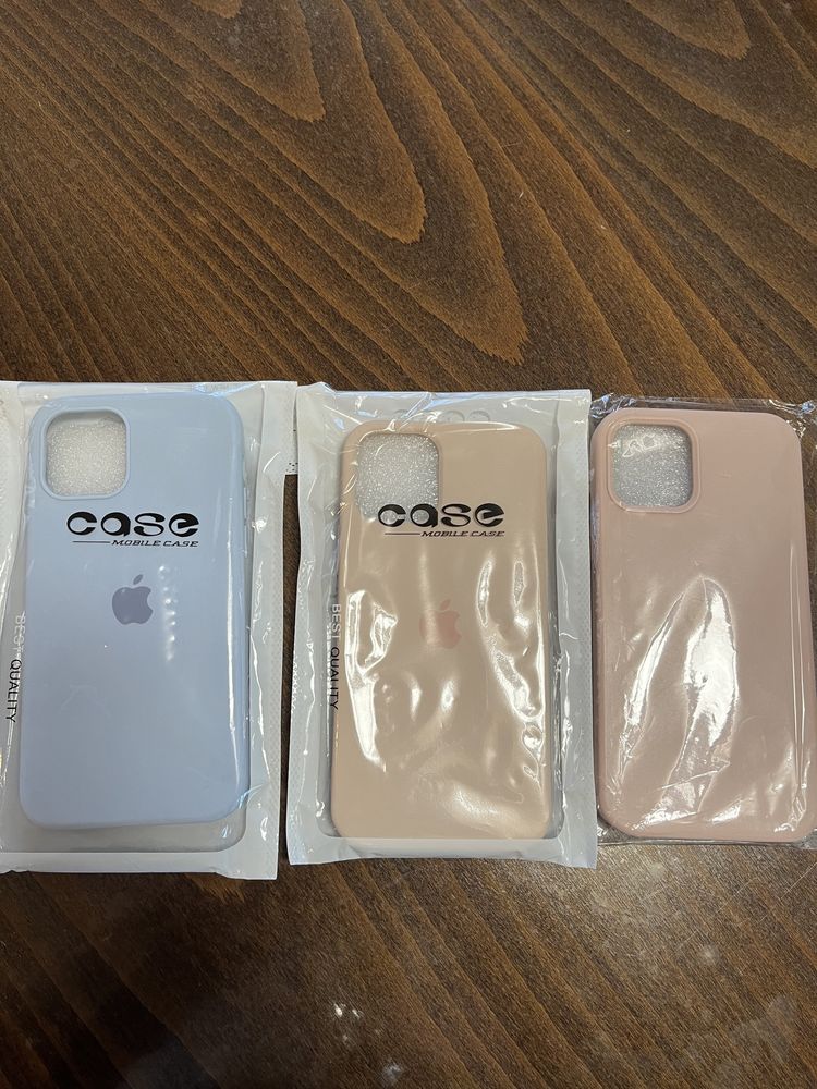 Кейсове за телефон IPhone 12