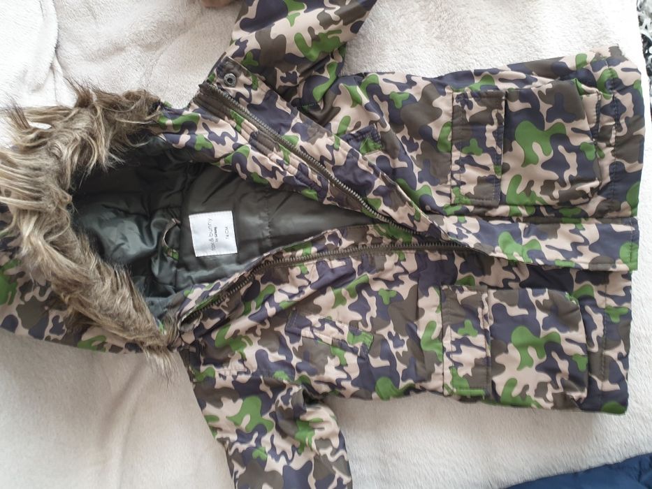 Vând 3 geci baietel