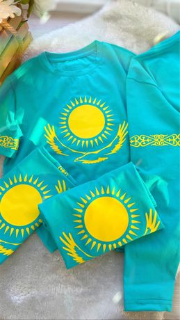 Футболки Патриот с флагом Казахстана и орнаментами