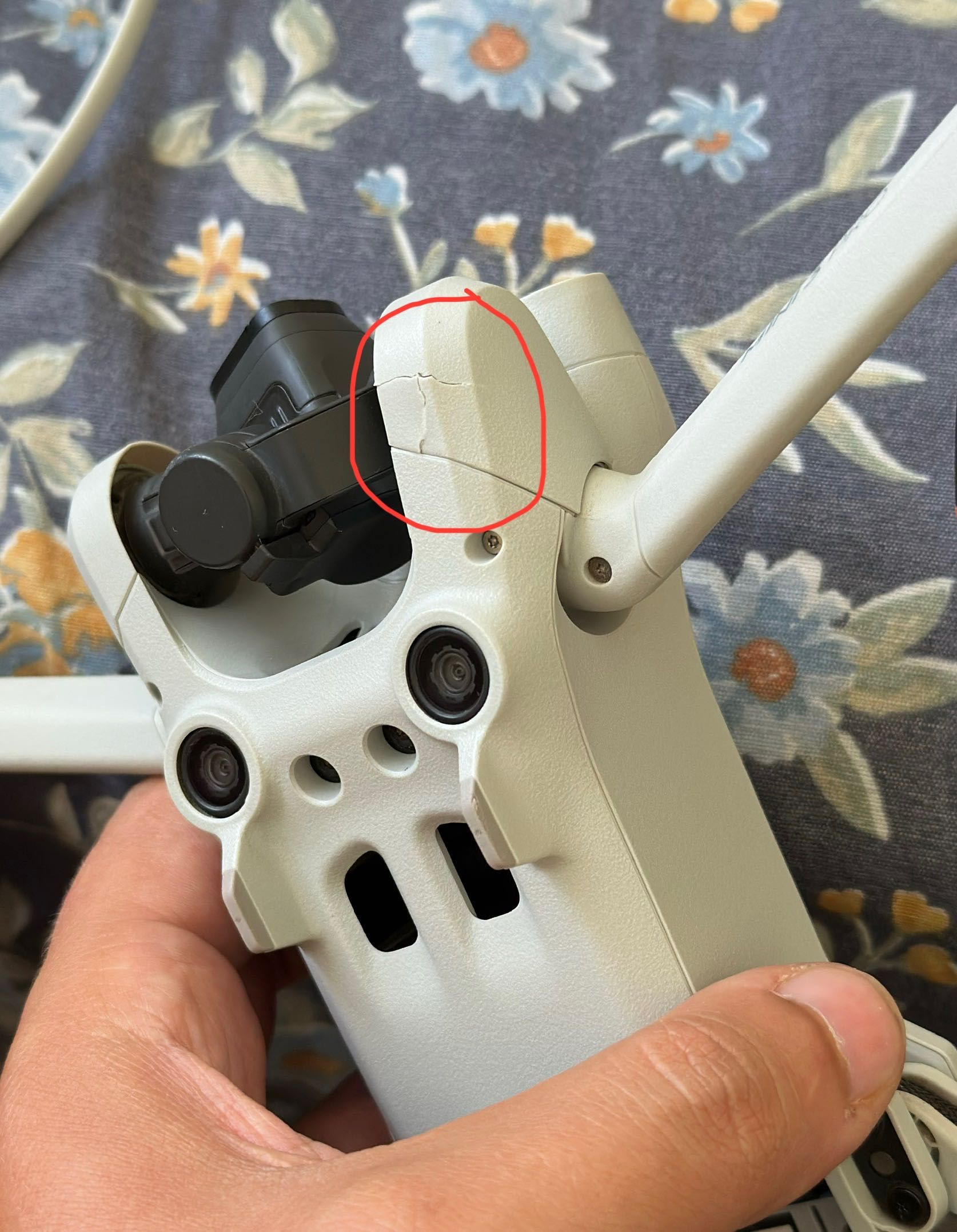 DJI Mini 3 Pro + 3 батерии, хъб, чанта, защита, SD, ламели, ND филтри
