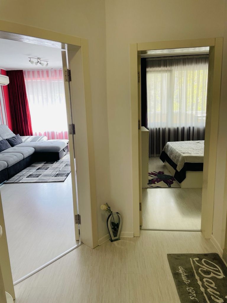 Продава се Двустаен апартамент в Търговище, Център - 63 кв.м за 1409 €/кв.м - Снимка #5