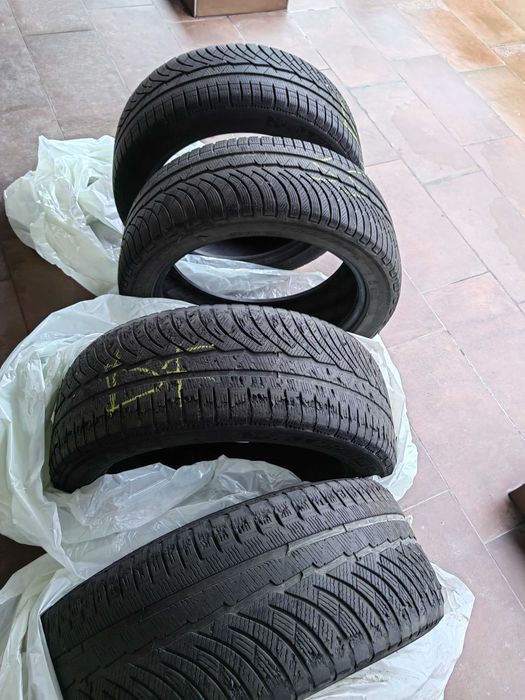 Anvelope R18 iarna