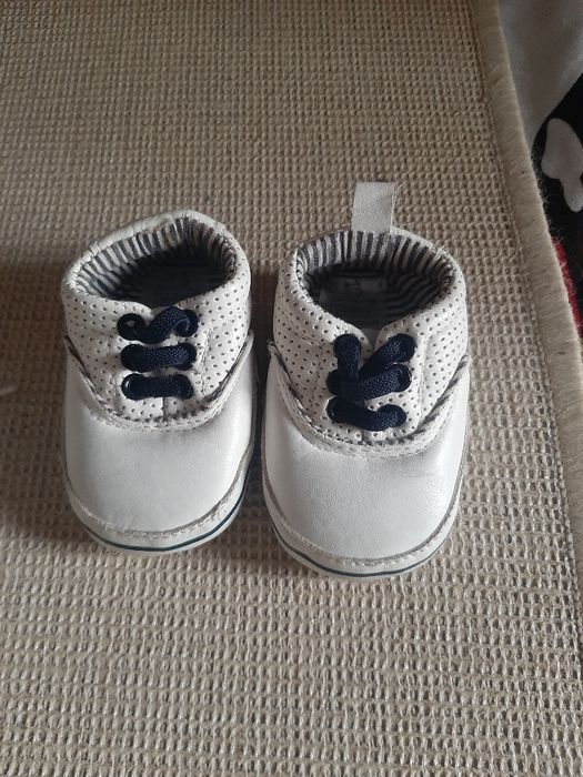Tenesi Adidasi incaltaminte bebelusi marimea 17-18