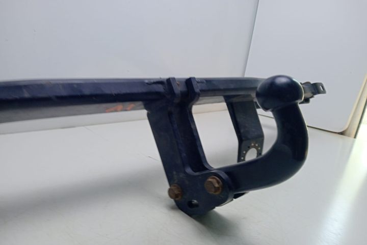 Carlig remorca 2K0803880G Volkswagen VW Caddy a 4-a generatie