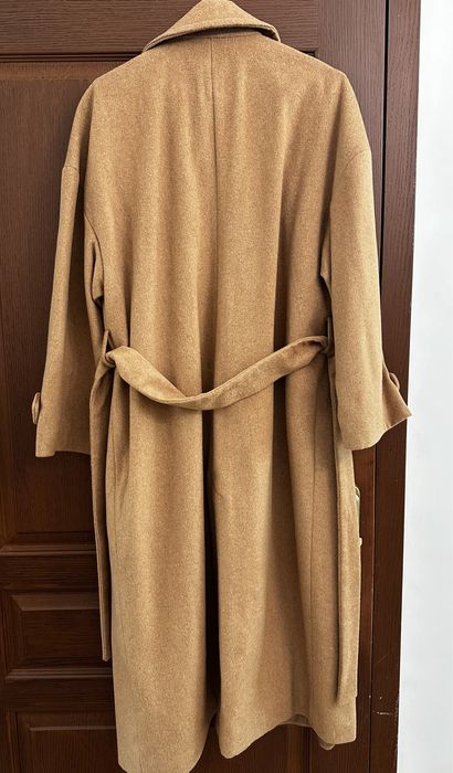 Чисто ново палто