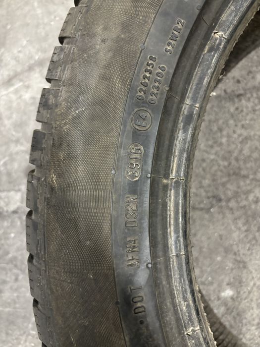 Зимни гуми  континентал 255/50-20 цола continental