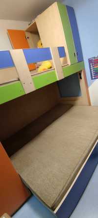 Vând pat copii supraetajat dormitor copii cu spatii de depozitare