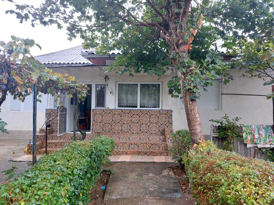 Casa de vanzare in Mărăcineni, județul Argeș, pe Strada Gropeni