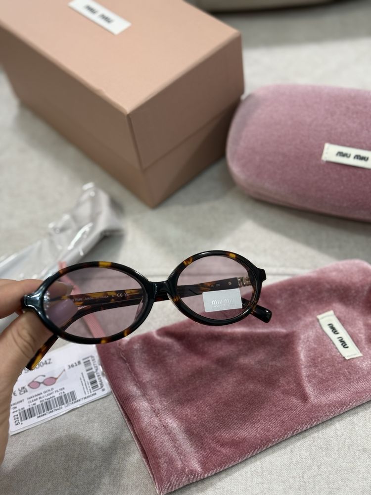 Очки Miu Miu новая коллекция 2025