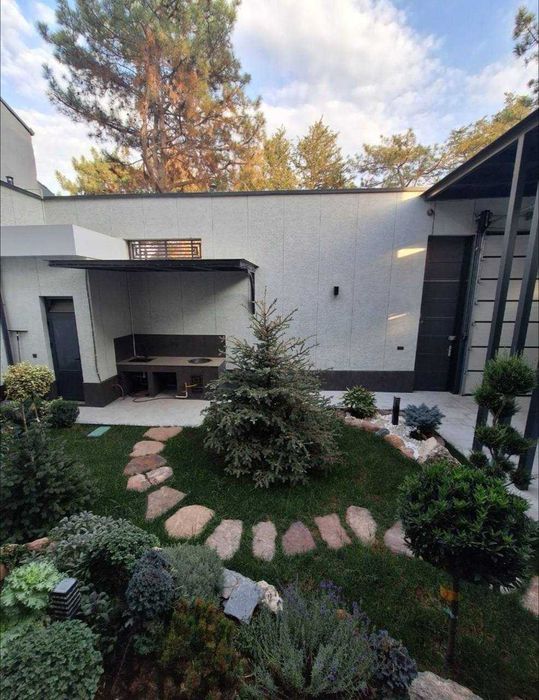 Продается дом  в М.Улугбекском р-не (Амир-Темур)