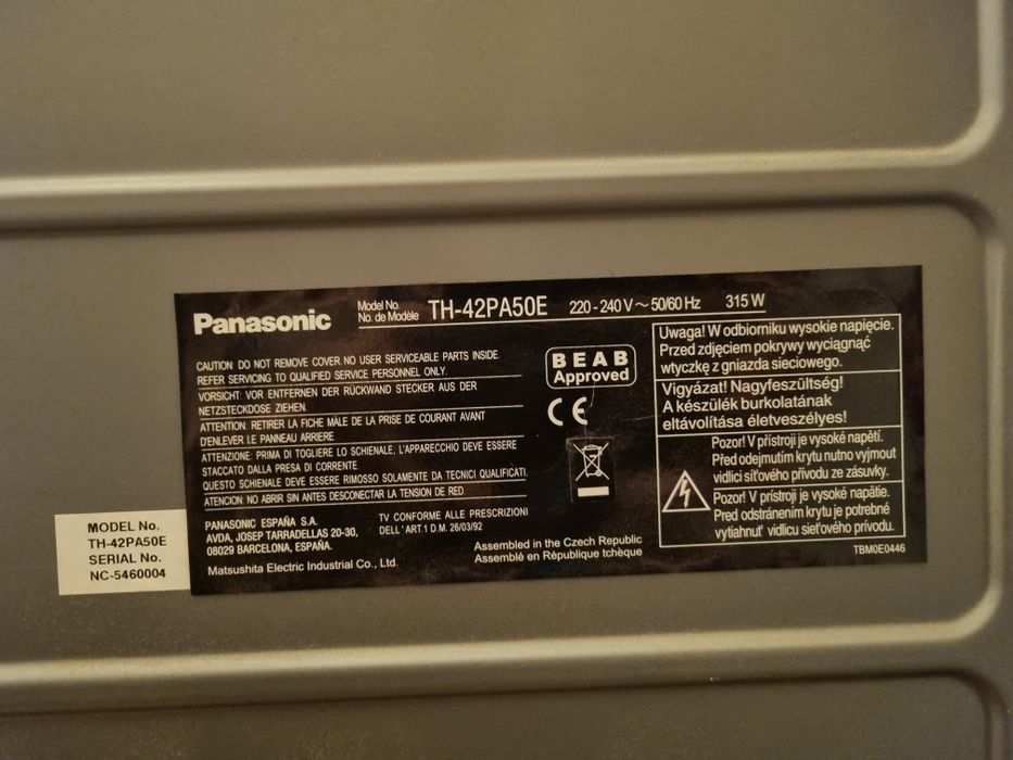 Televizor TV plasma Panasonic 107 cm