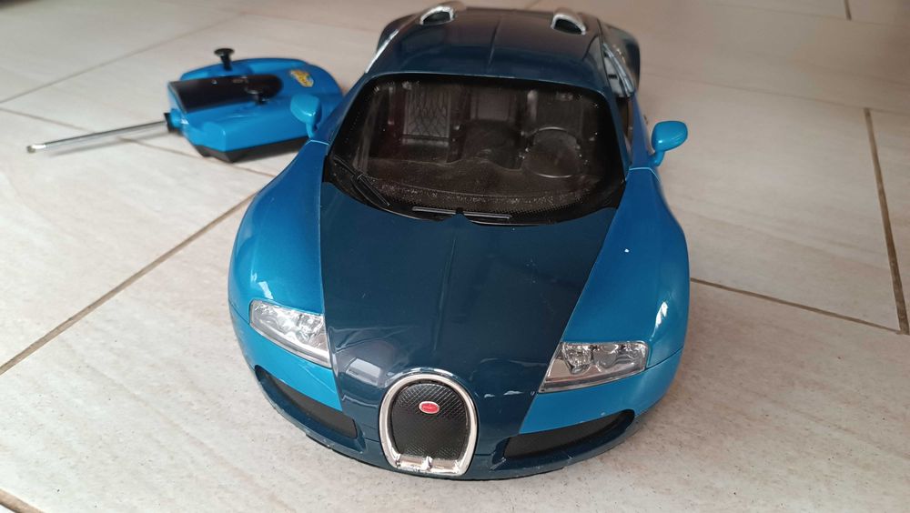 Кола бугати Bugatti с дистанционно управление