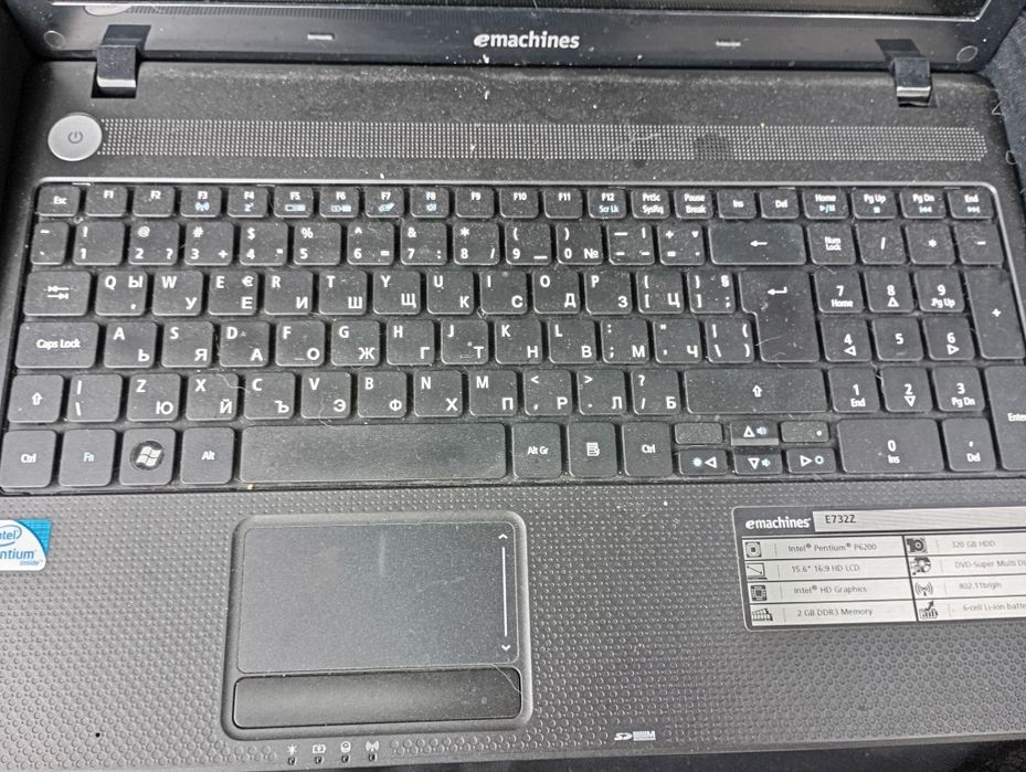 ACER eMachines E732 с Windows 7
