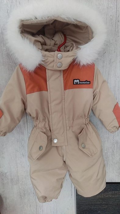 Продам демисезонный комбинезон унисекс