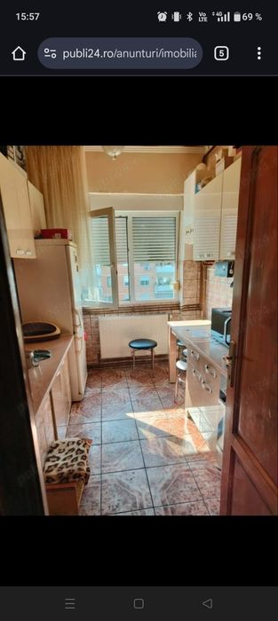 Vand apartament cu 3 camere in Ineu, jud Arad