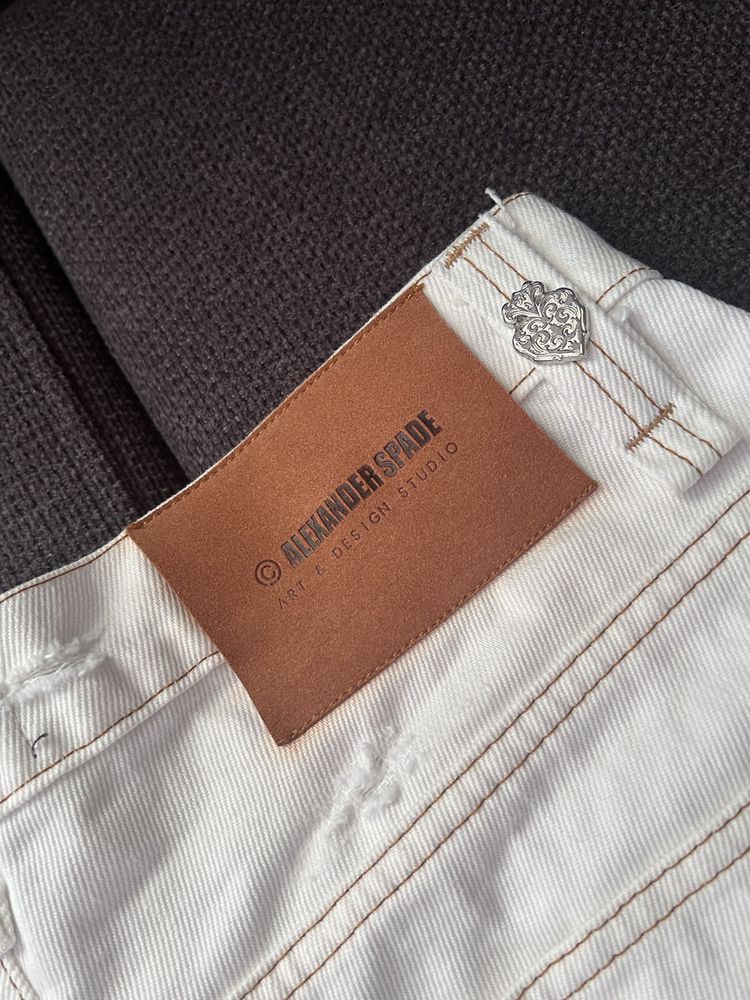 Alexander spade white phantom jorts (size M)