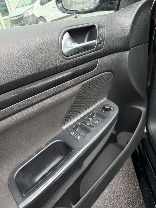 Vw Golf 6 2.0 Tdi ,140 cp Euro 5 , Xenon